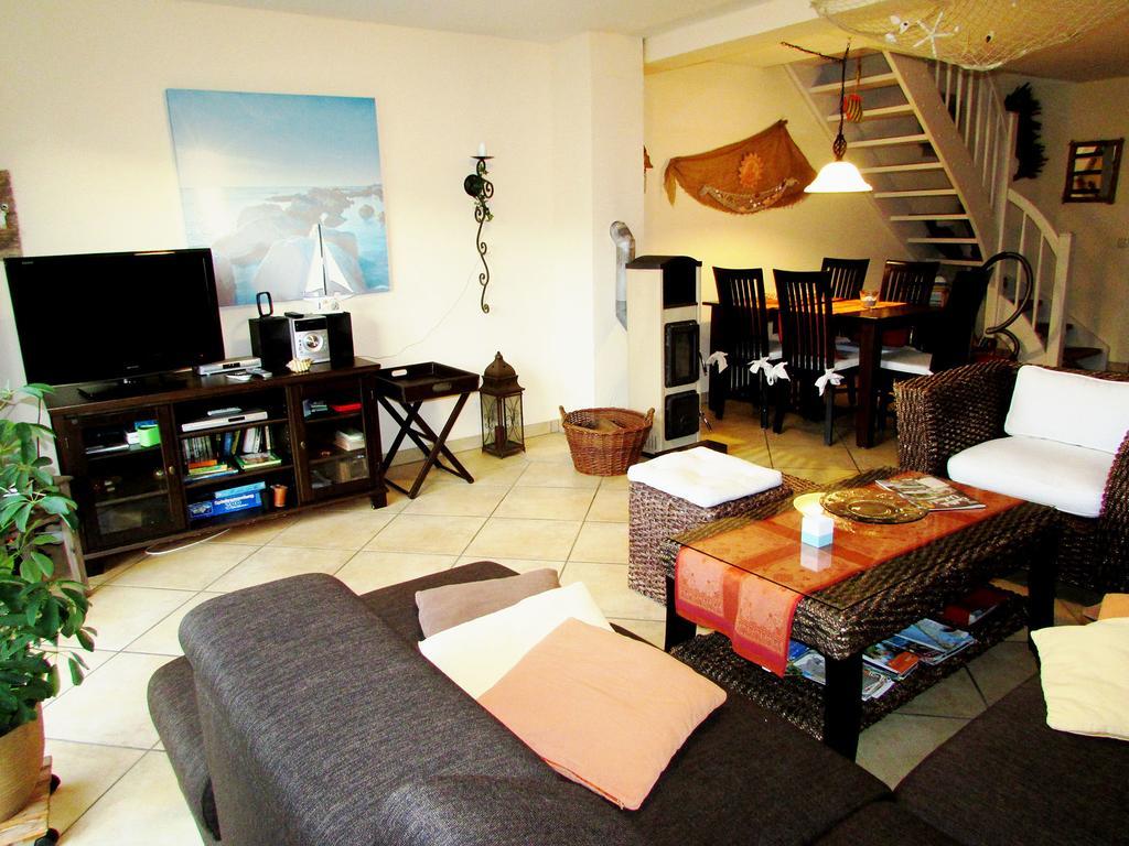 Haus Pruchten Luaran gambar