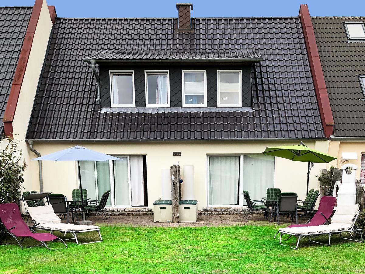 Haus Pruchten Luaran gambar